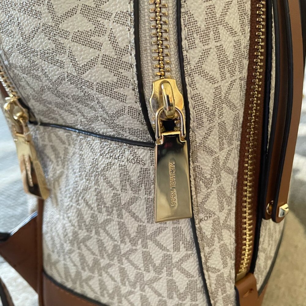 NWT Michael Kors "Brooklyn" medium logo monogram backpack in tan / vanilla Y2K - Picture 11 of 14